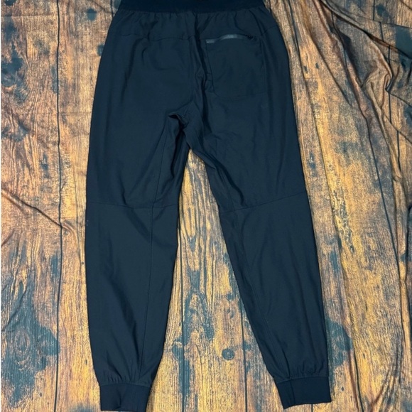 Lululemon ABC Jogger *31" in Black size S - Picture 6 of 8
